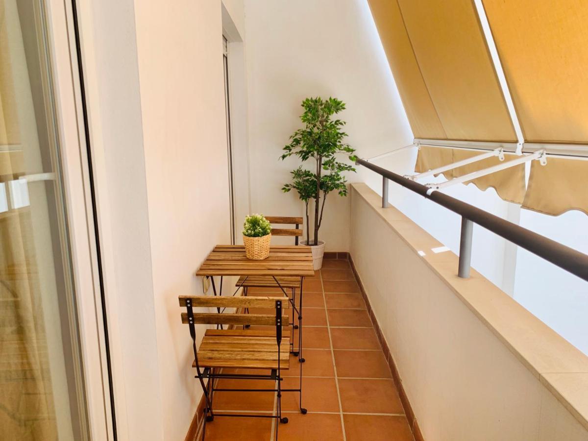 Homely Malaga Parras Con Terraza Interior Y Parking Privado Bajo Suplemento ภายนอก รูปภาพ