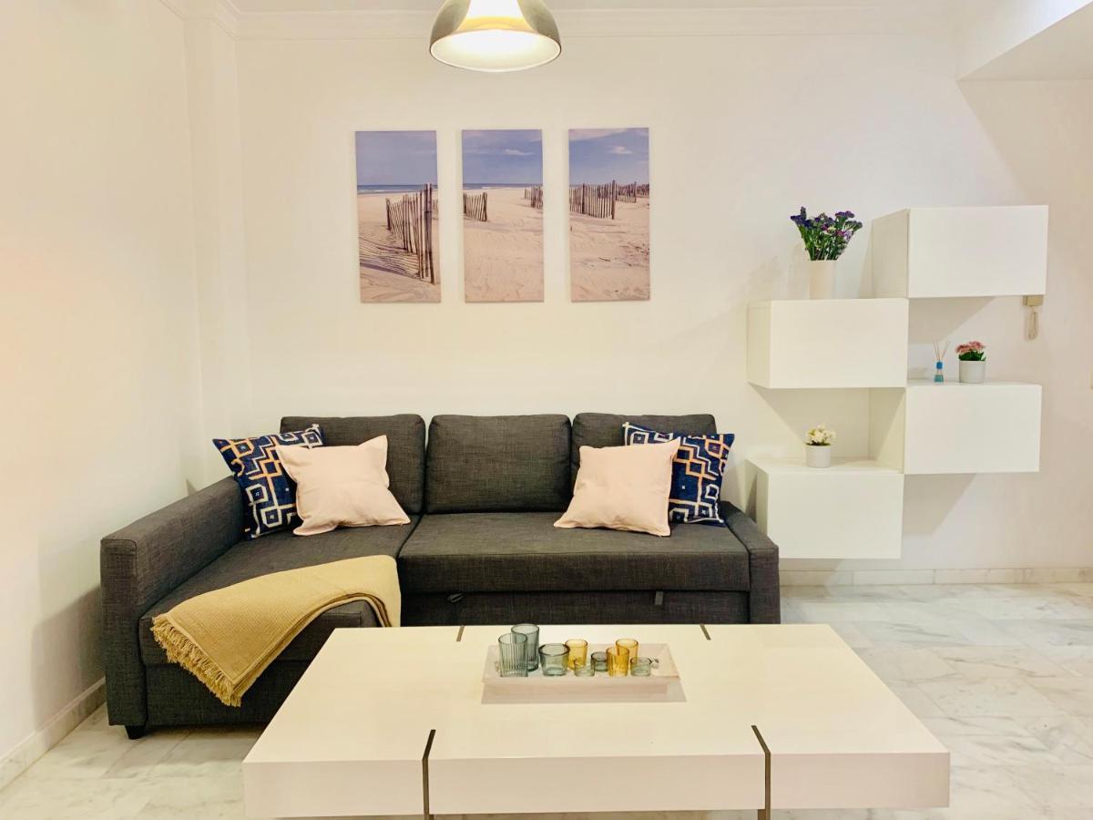 Homely Malaga Parras Con Terraza Interior Y Parking Privado Bajo Suplemento ภายนอก รูปภาพ