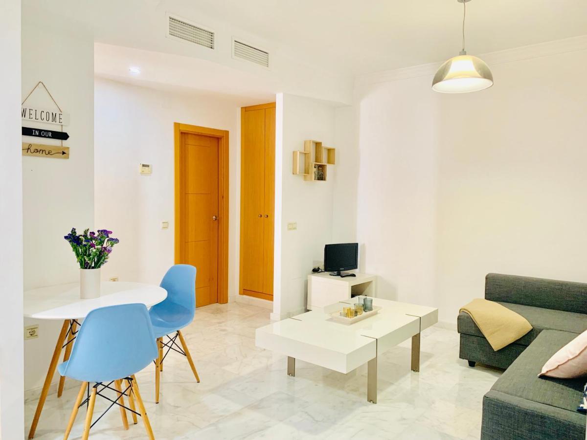 Homely Malaga Parras Con Terraza Interior Y Parking Privado Bajo Suplemento ภายนอก รูปภาพ