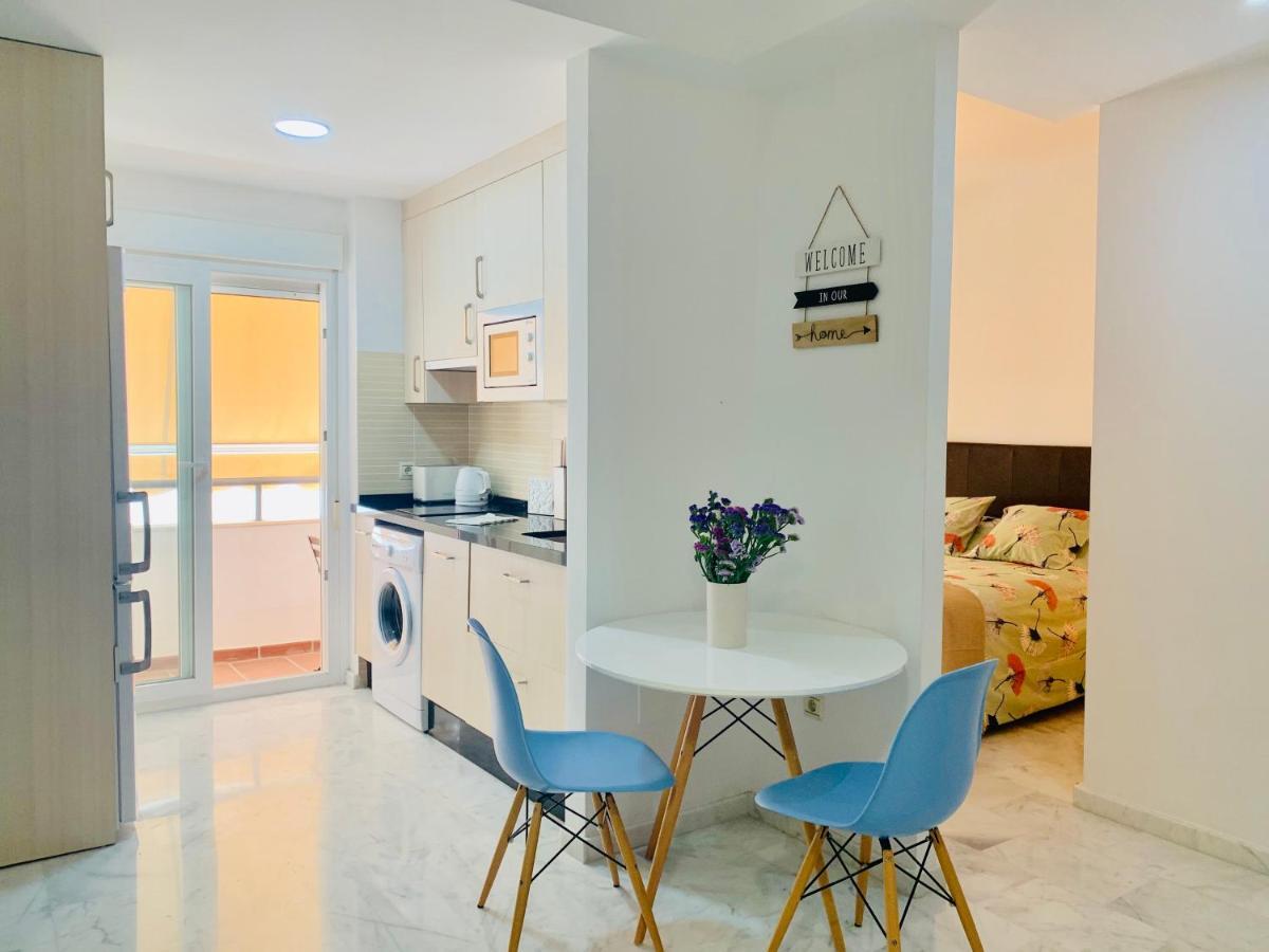 Homely Malaga Parras Con Terraza Interior Y Parking Privado Bajo Suplemento ภายนอก รูปภาพ